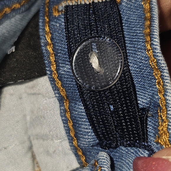 Blue Butterfly Print Cropped Jeans - Picture 5 of 9